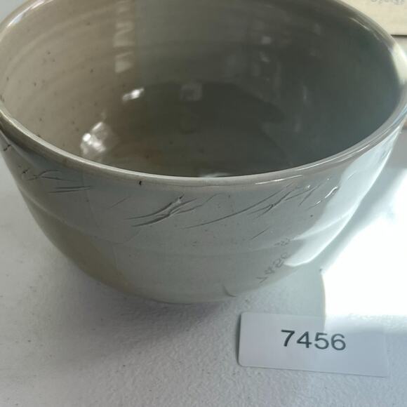 Studio Art Pottery Handmade Bowl Speckled Gray W/ Glossy Finish Signed By Anne C - Picture 16 of 16